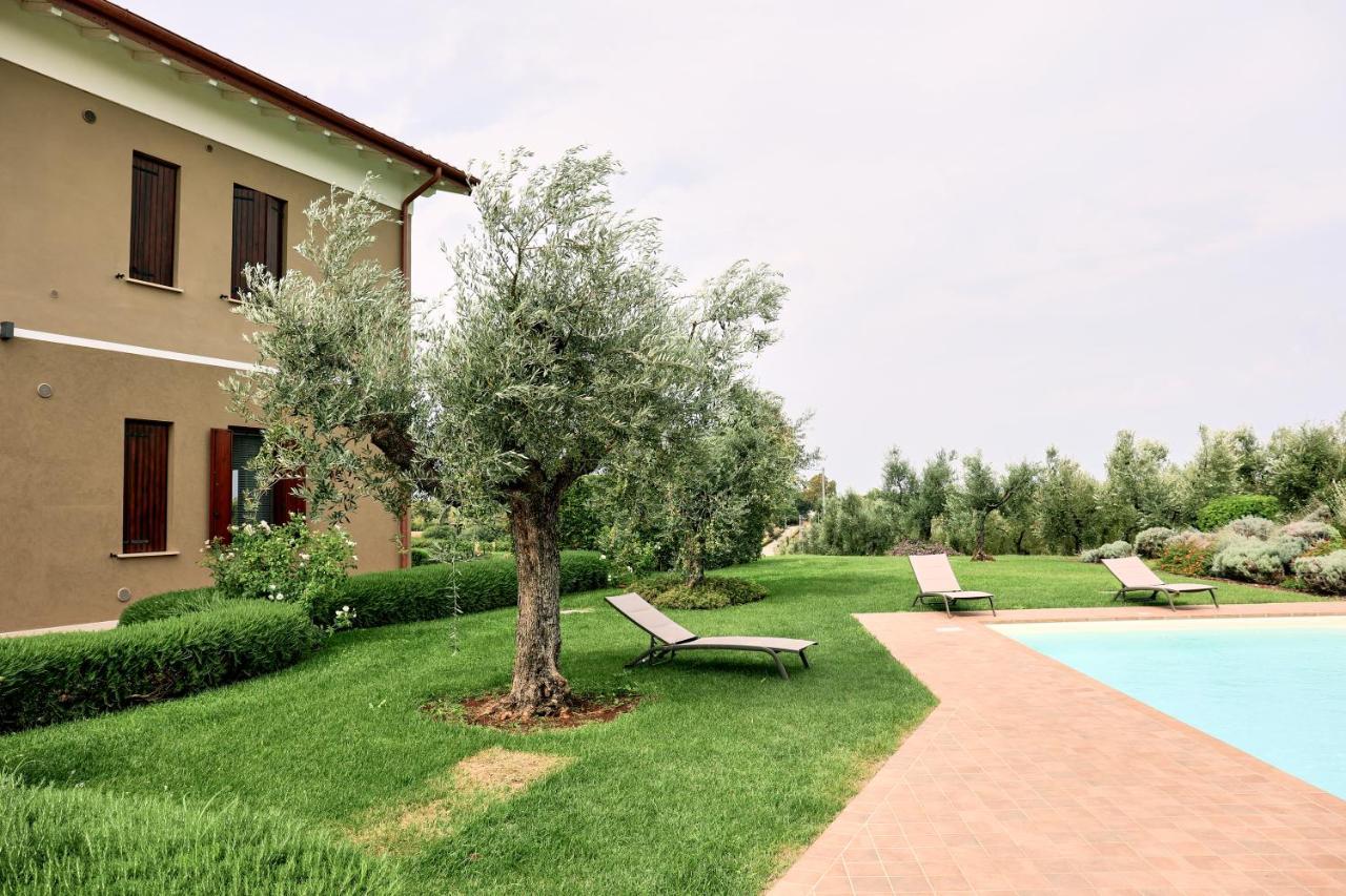 Il Casale Degli Ulivi - Agriturismo - Tenimenti Leone Lanuvio Екстериор снимка