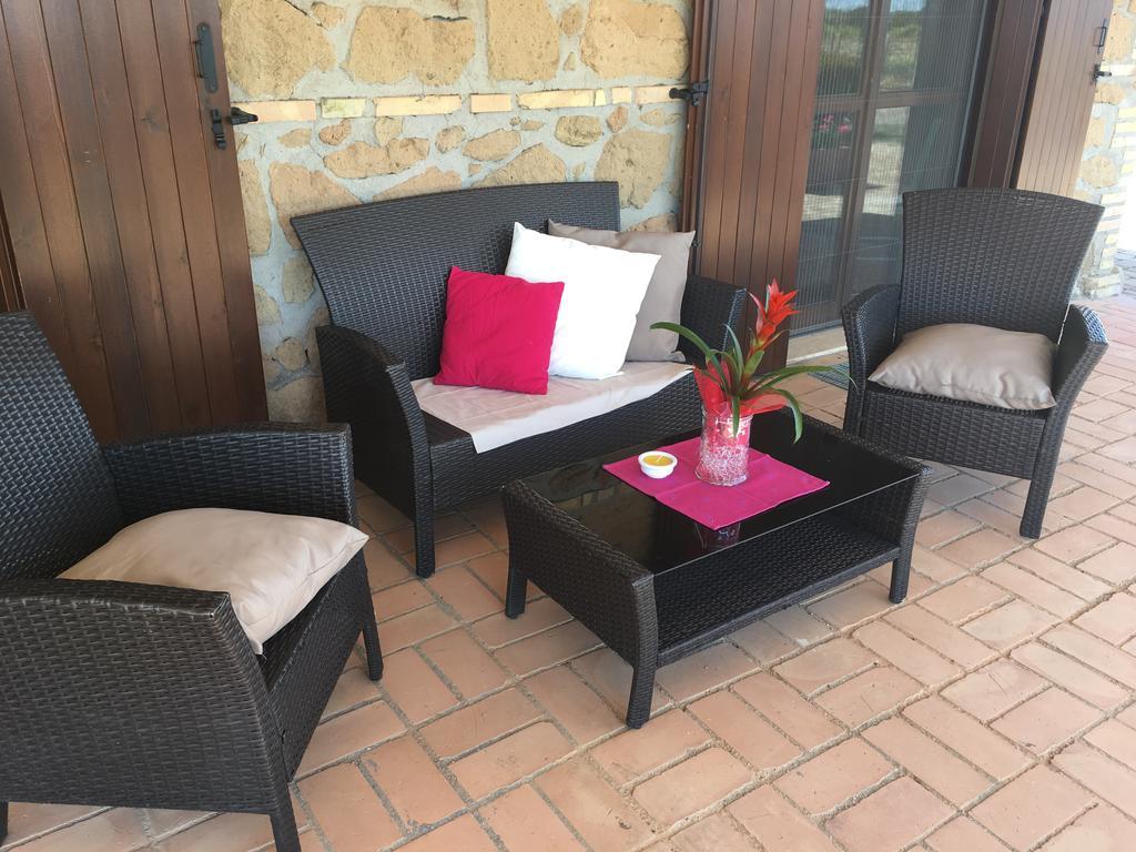 Il Casale Degli Ulivi - Agriturismo - Tenimenti Leone Lanuvio Екстериор снимка