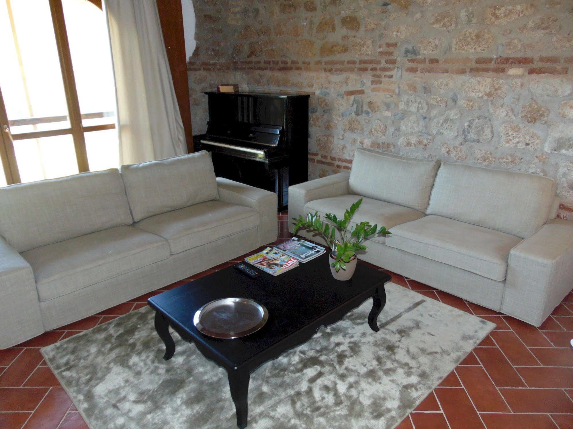 Il Casale Degli Ulivi - Agriturismo - Tenimenti Leone Lanuvio Екстериор снимка
